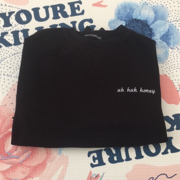 Brandy Melville Tops - Brandy Melville Crop Top